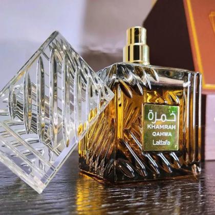 •  Fragrance: Oud •  Material: Liquid •  Product
